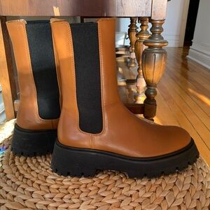 Zara Lug Sole Leather Boots in EUC.